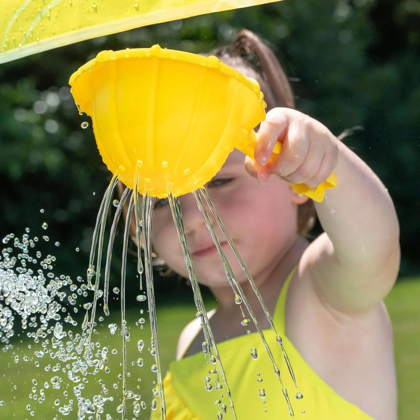 Two-Tier Water Table With Umbrella And Accessories For Outdoor Play