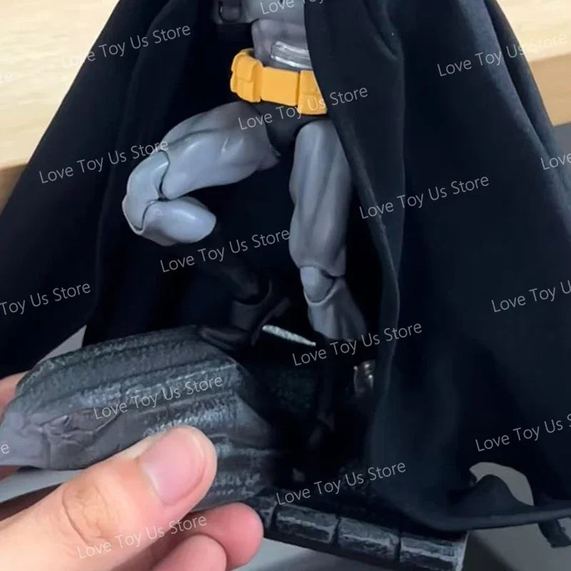 Bandai Batman Hush Action Figure Collectible Display Model Toy